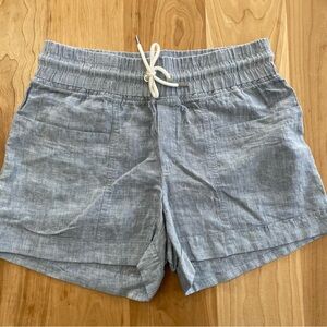 NWOT Athleta Cabo 100% Linen 4” Short Size 6 Chambray